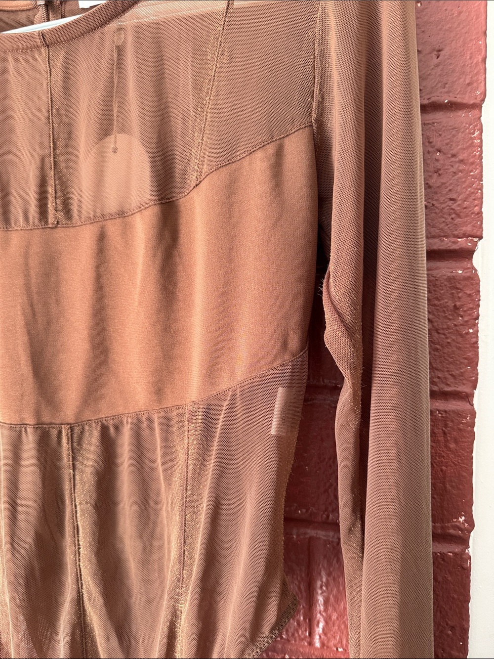Meshki NWT Chocolate Tarna Long Sleeve Mesh Bodysuit L - Picture 6 of 9